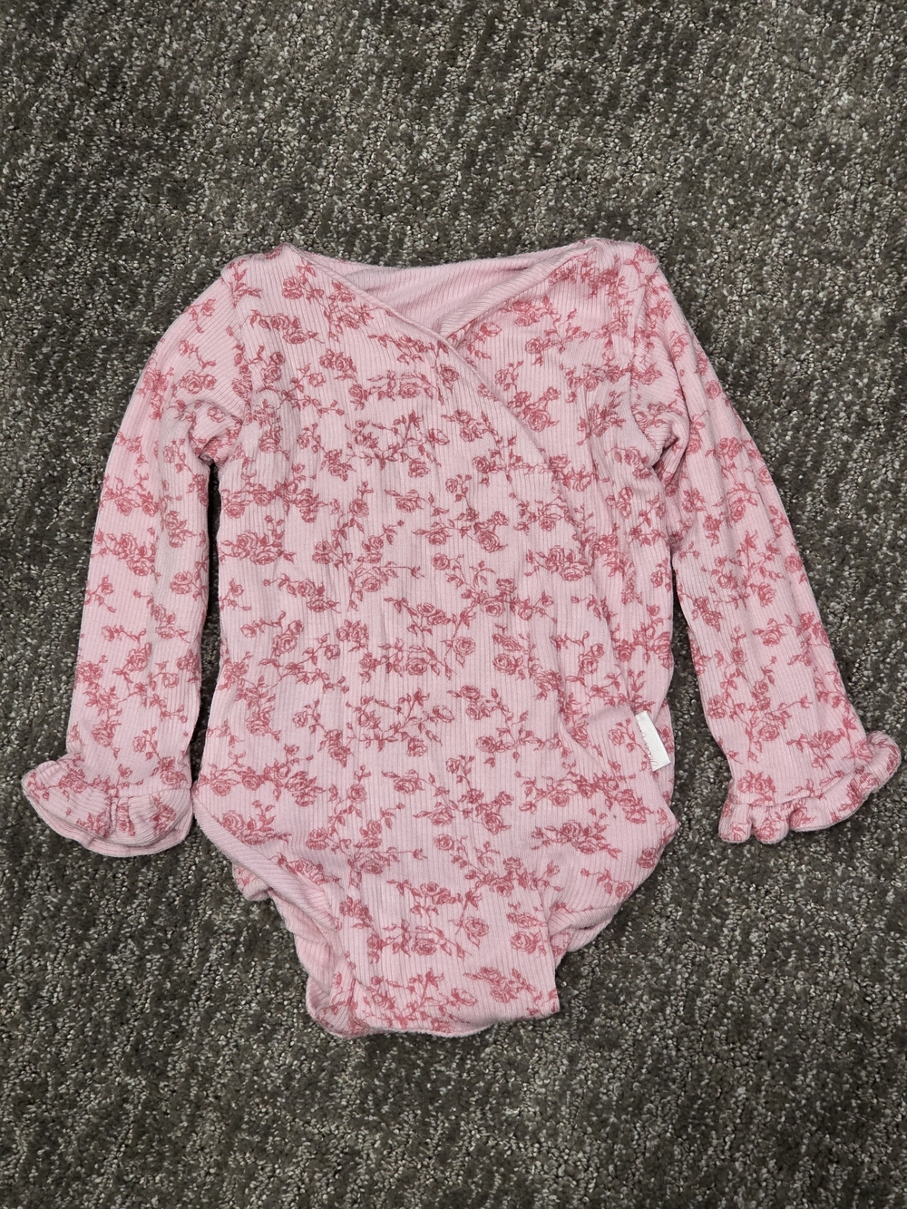 Ruffle-cuff Long- Sleeve Winged Body Suit